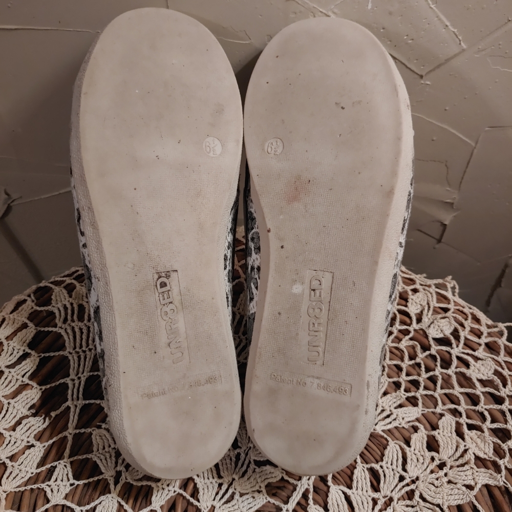 Unrated Gray Leopard Sequins Loafers Flats Shoes - Picture 6 of 8